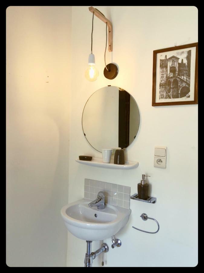 Trendy House 5min From Shoppingstreets Hébergement de vacances *